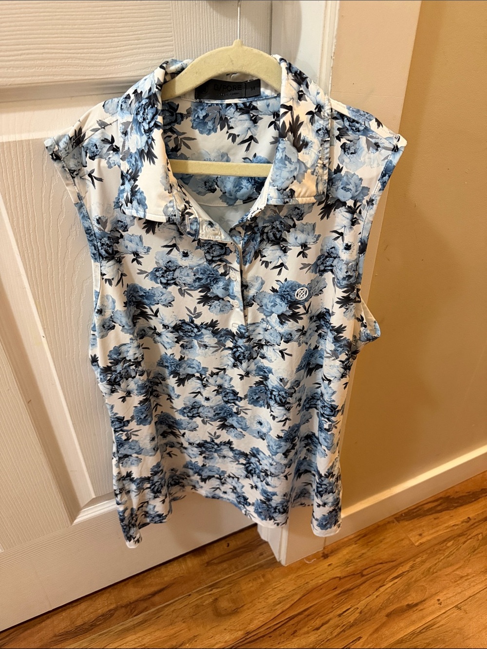 G/FORE Sleeveless Floral Polo - Blue & White